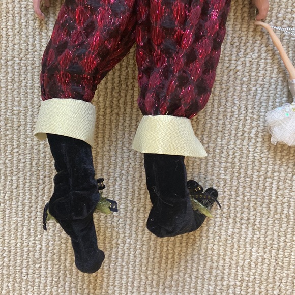 Mark Roberts Christmas Santa Fairy - Picture 10 of 15